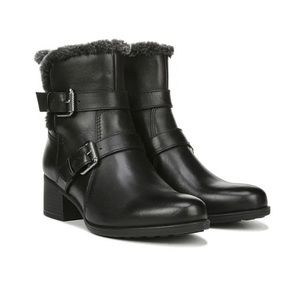 New! Deanne Waterproof Boot
NATURALIZER Size 7 M